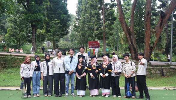 Communication Studies Study Programme Celebrates Top Alumnae at Wave II Graduation 2026