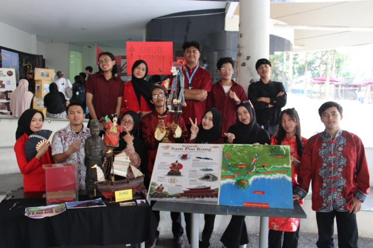 Mahasiswa Prodi Pendidikan Sejarah FPIPS UPI Angkatan 2024 Melaksanakan Expo mata kuliah Sejarah Publik