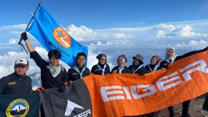 Ekspedisi Gunung Kerinci 3.805 Mdpl: Mahasiswa Pendidikan Kewarganegaraan UPI Padukan Pendakian, Pengabdian Masyarakat, dan Studi Budaya