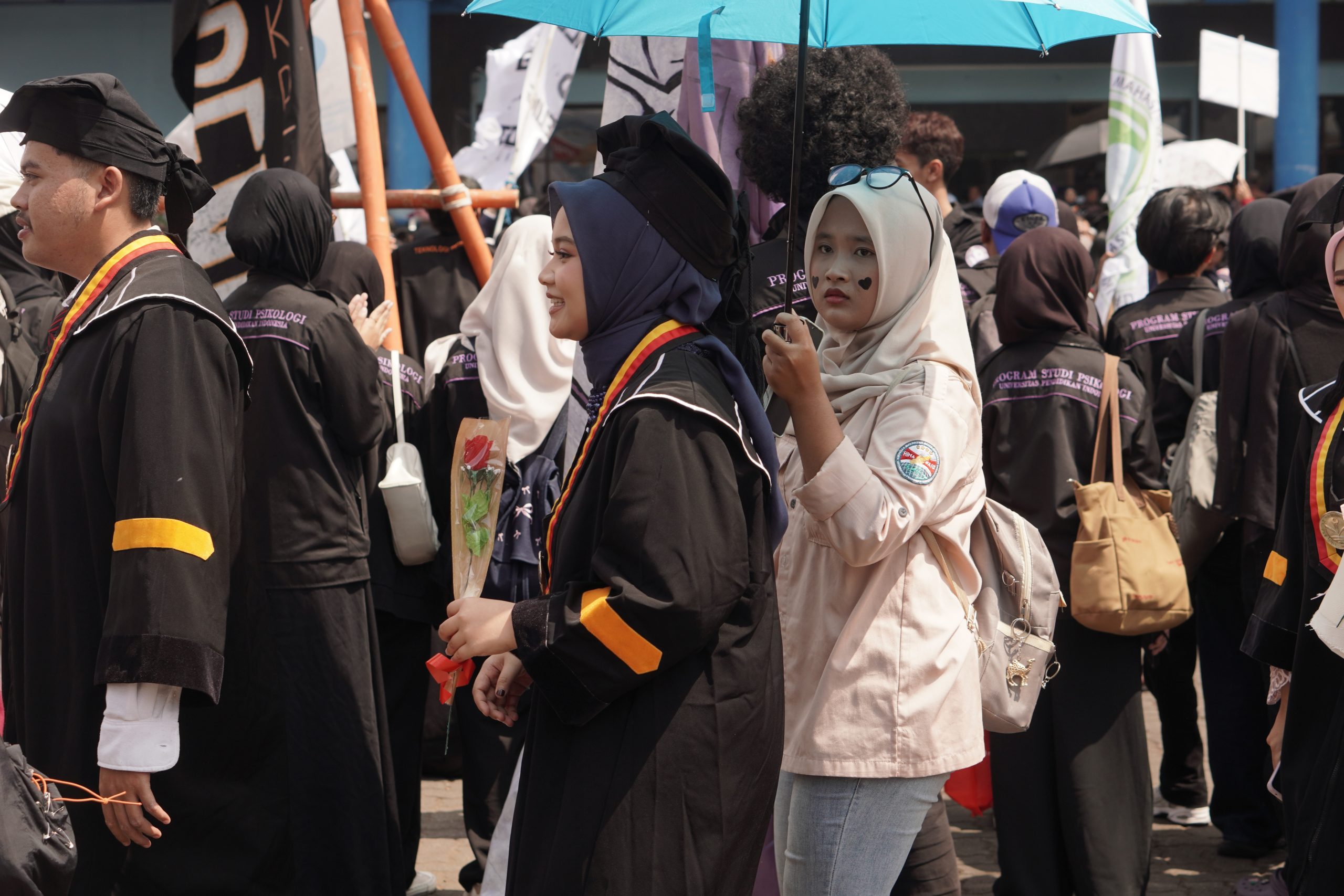 Wisuda 4